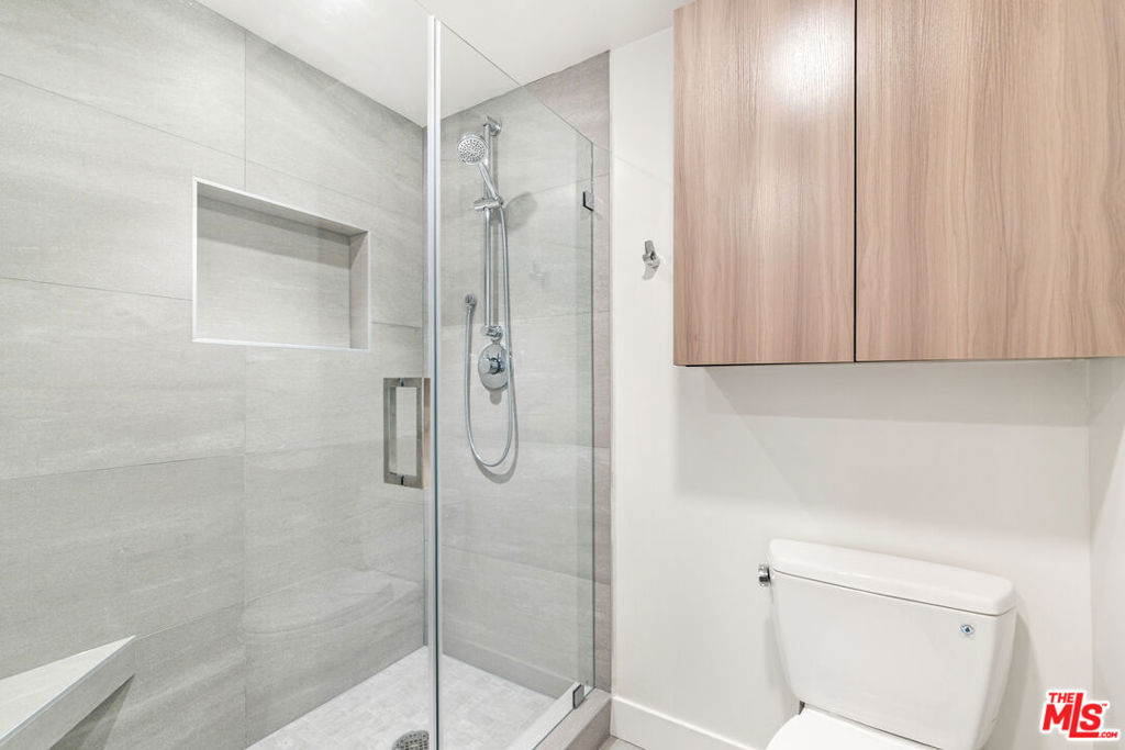 1743 Butler Avenue Property Photo 7