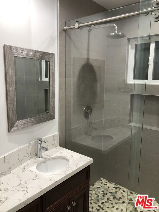 15431 Huston Street Property Photo 18