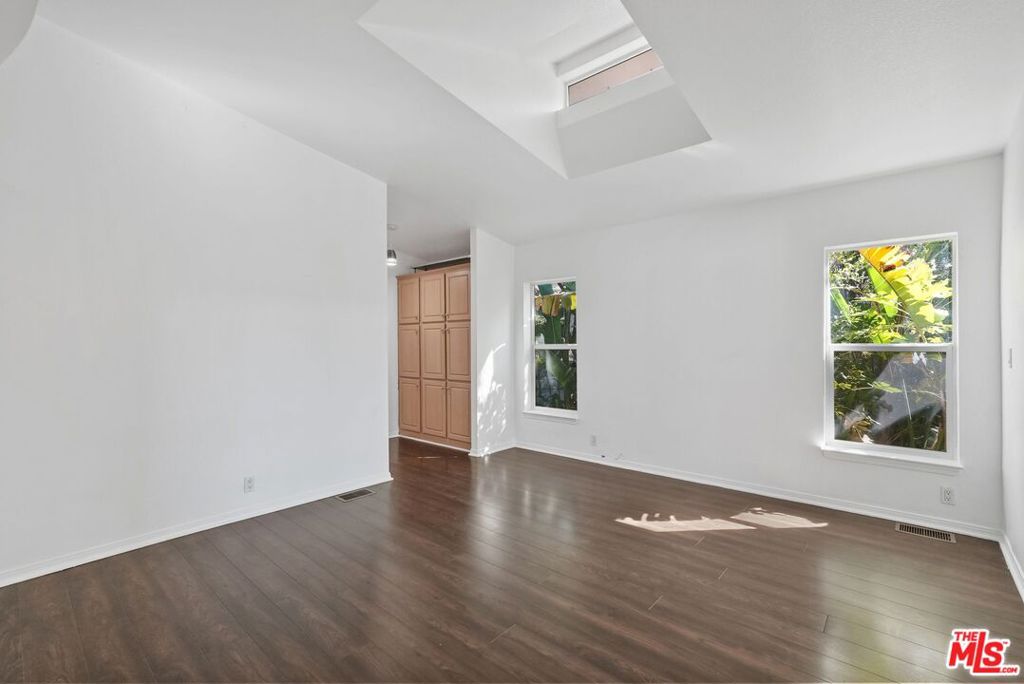 23777 Mulholland Highway 69 Property Photo 18
