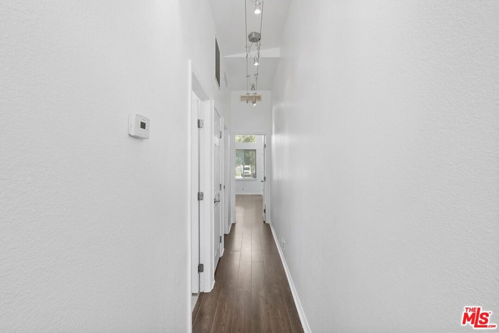 23777 Mulholland Highway 69 Property Photo 26