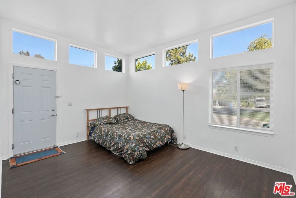 23777 Mulholland Highway 69 Property Photo 27