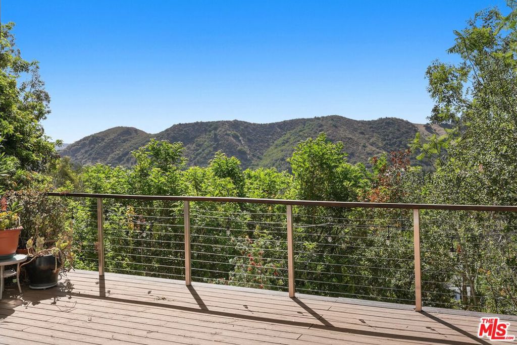 23777 Mulholland Highway 69 Property Photo 37