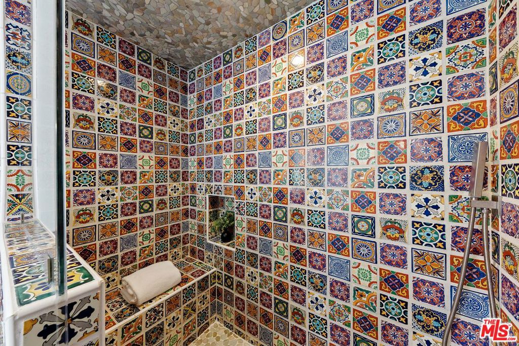 231 Loma Metisse Road Property Photo 29