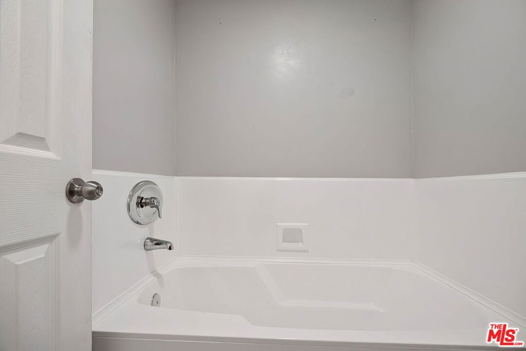 3010 Stoner Avenue Property Photo 35
