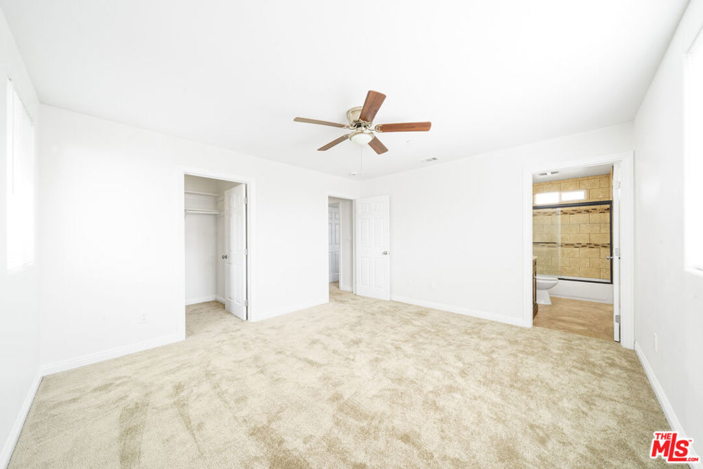 838 E 80th Street 838 Property Photo 15