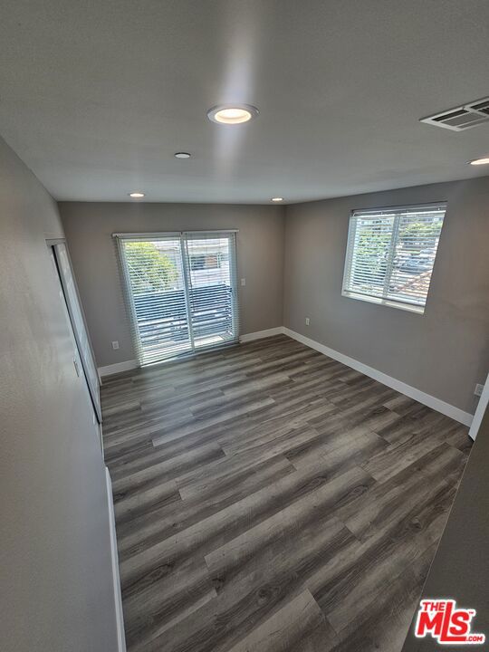 1821 1/2 S New England Street Property Photo 11