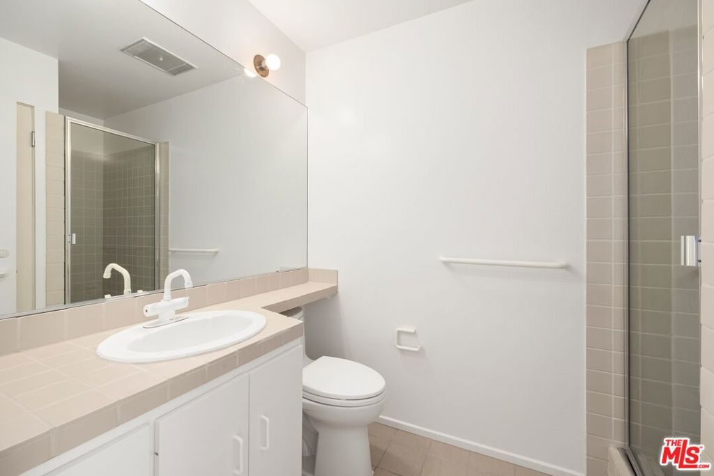 29035 Cliffside Drive Property Photo 14