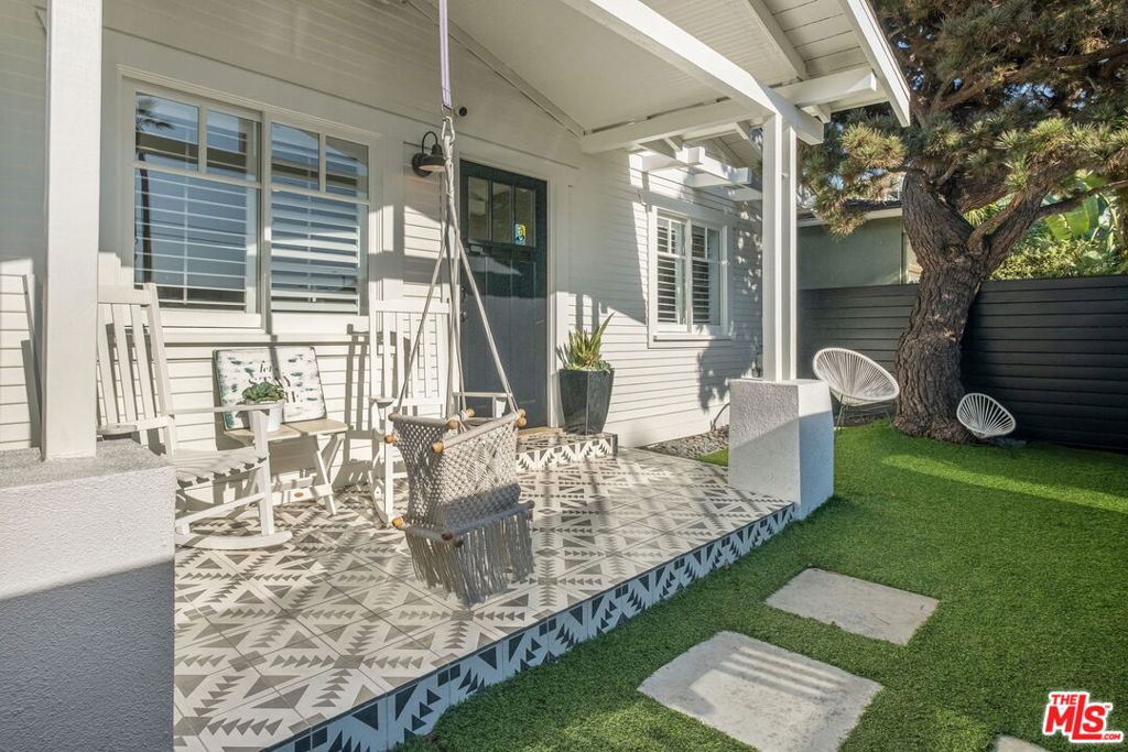1605 Cabrillo Avenue Property Photo 6