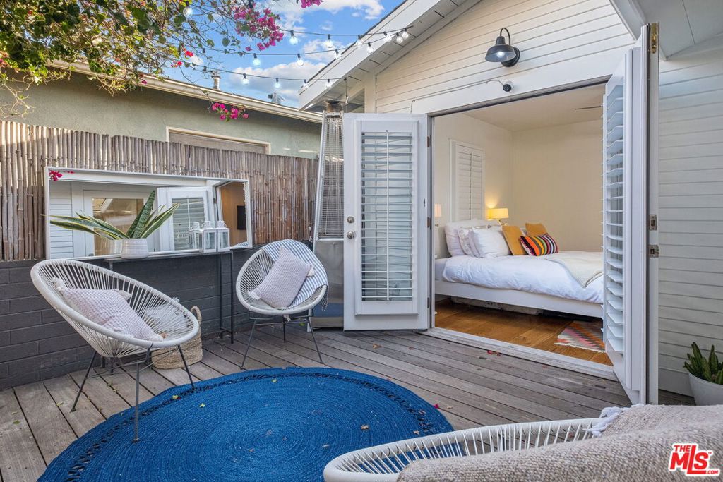 1605 Cabrillo Avenue Property Photo 23