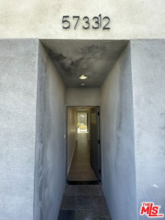 5733 1/2 Fulcher Avenue Property Photo 2