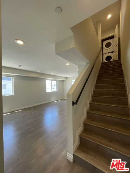 5733 1/2 Fulcher Avenue Property Photo 47