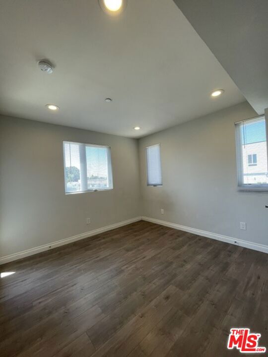 5733 1/2 Fulcher Avenue Property Photo 50