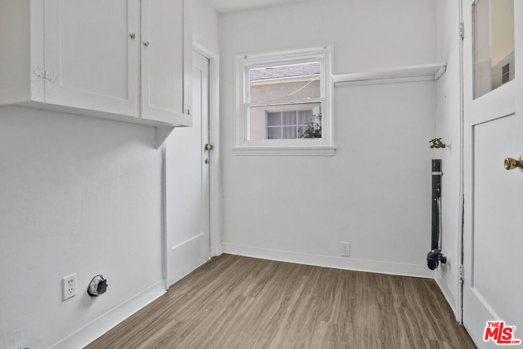 6087 Horner Street Property Photo 6