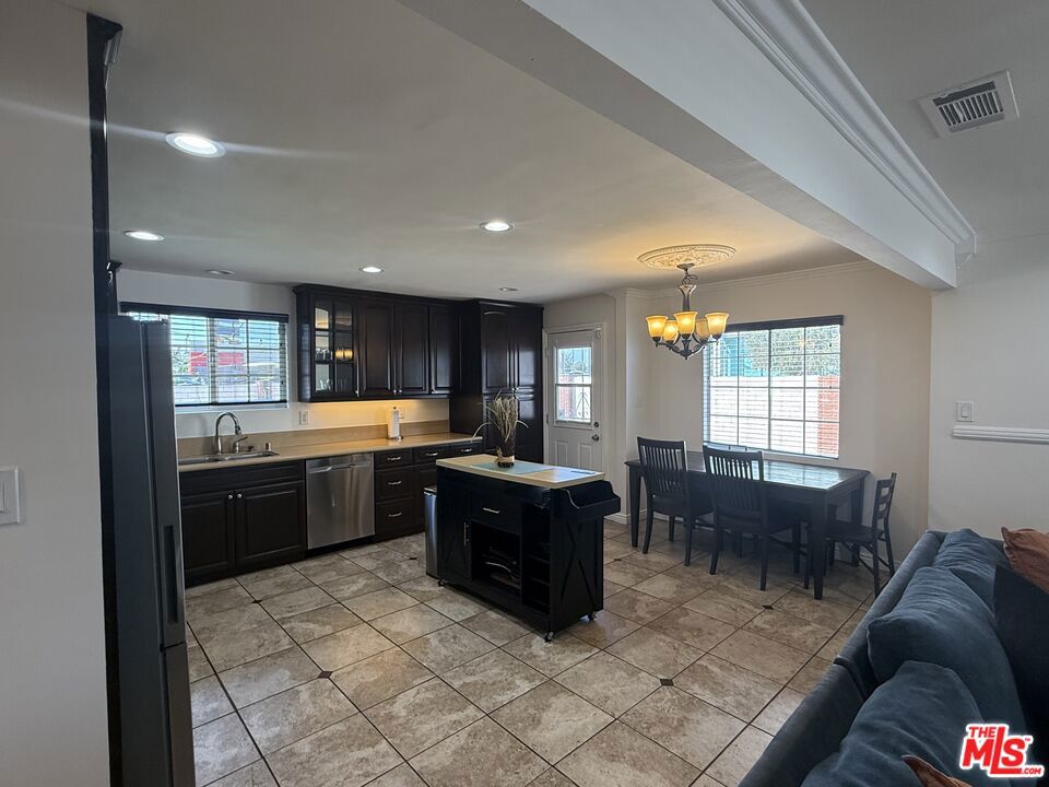 8701 Kittyhawk Avenue Property Photo 1