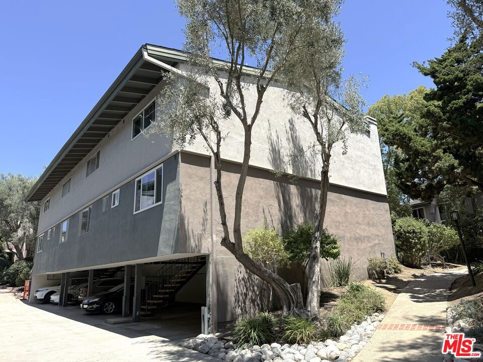 6639 Green Valley Circle Property Photo 23