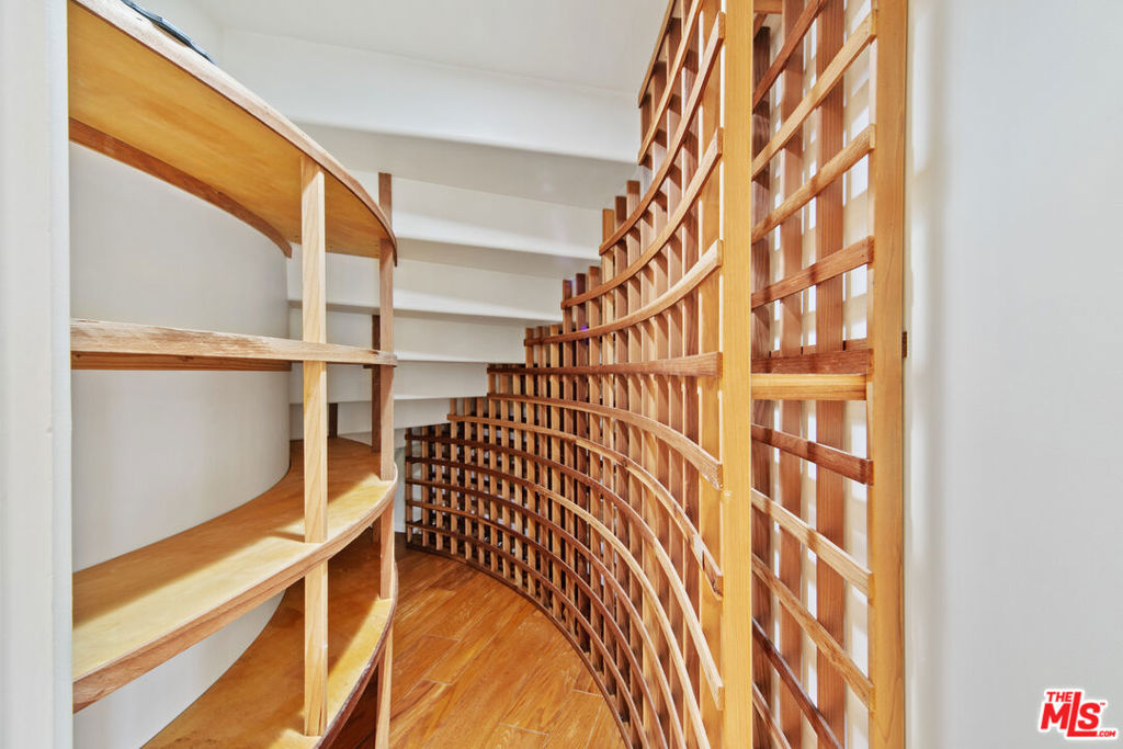 5958 Busch Drive Property Photo 8