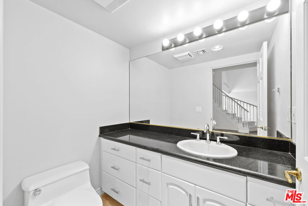 5958 Busch Drive Property Photo 14