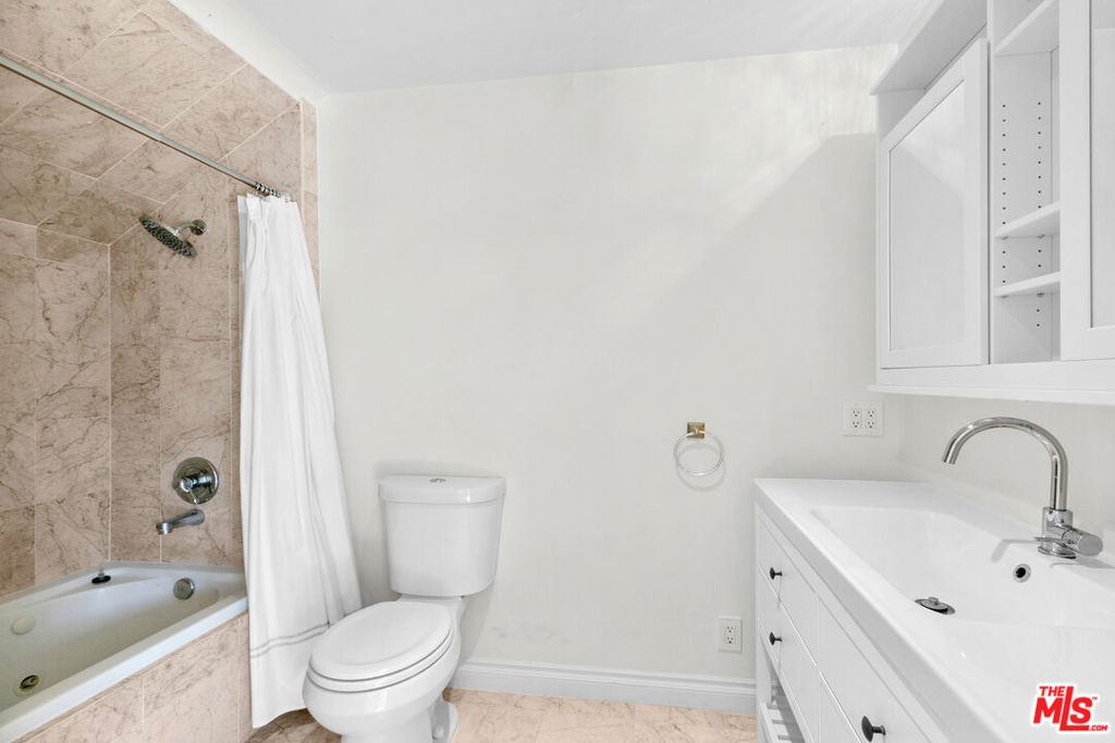 5958 Busch Drive Property Photo 32