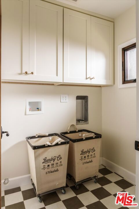 1545 N Benton Way Property Photo 27