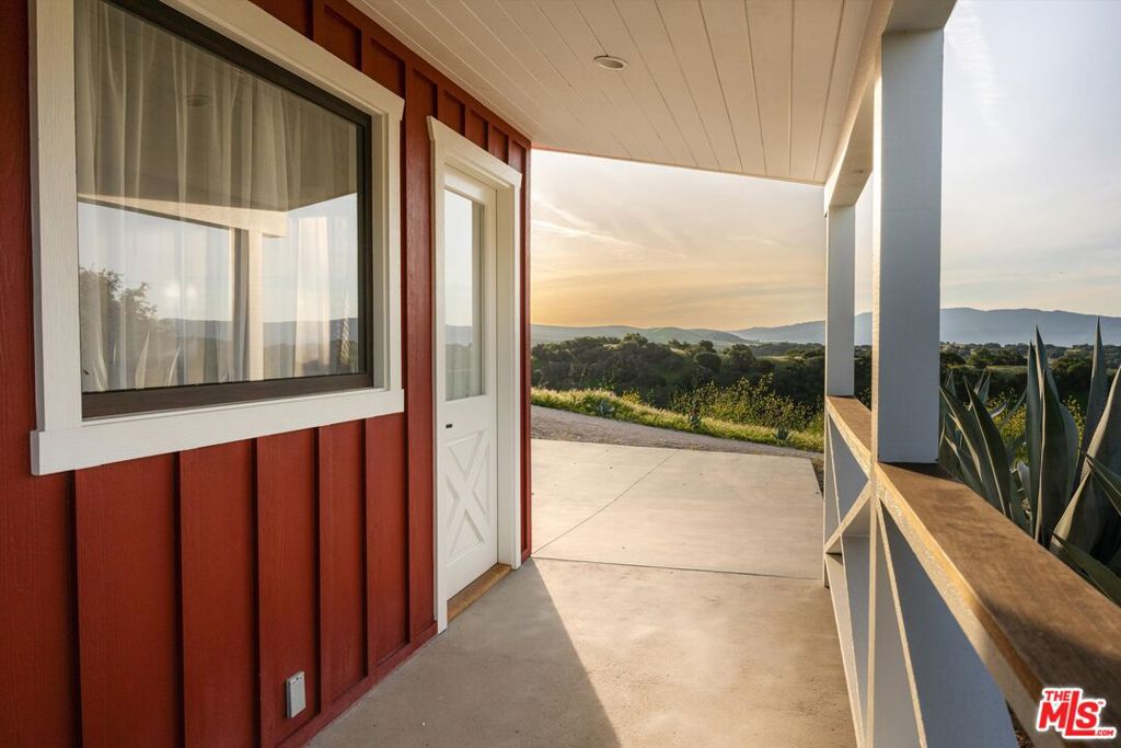 2551 N Hwy 101 Property Photo 27