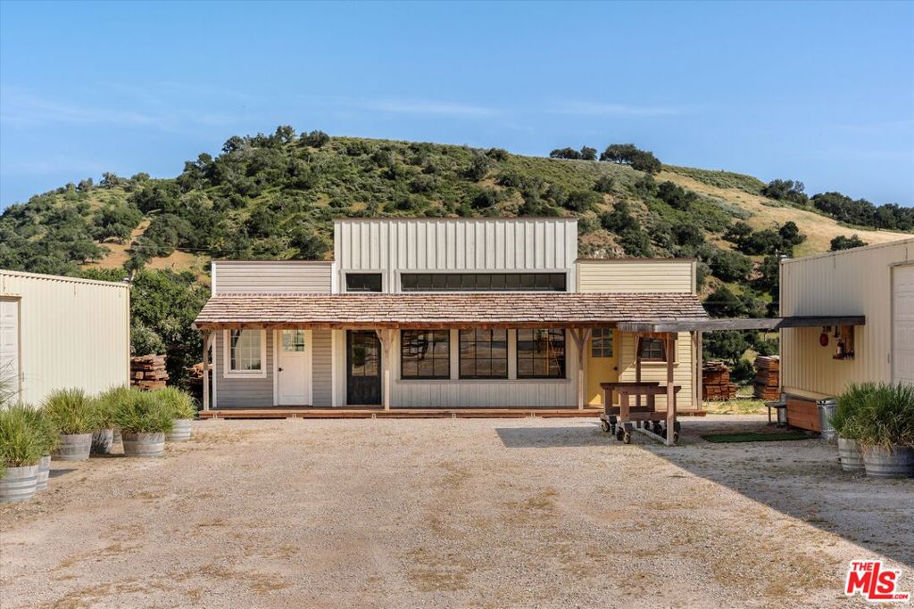 2551 N Hwy 101 Property Photo 39