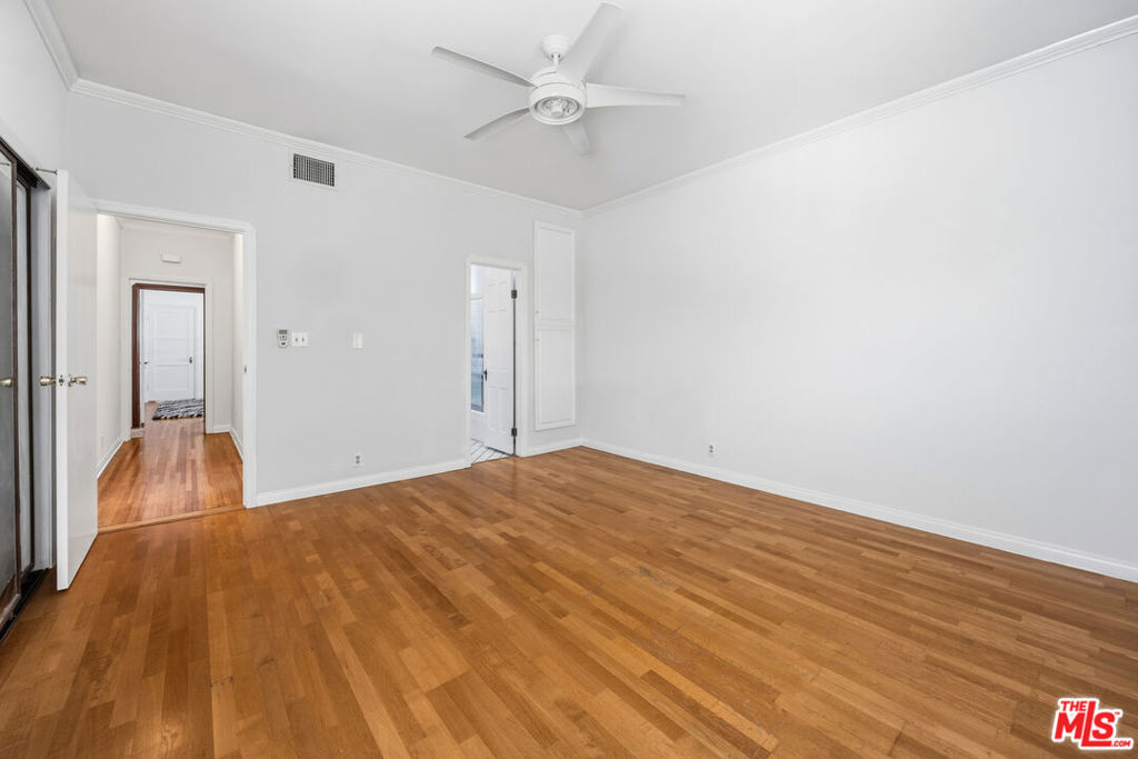 166 N Arnaz Drive Property Photo 18