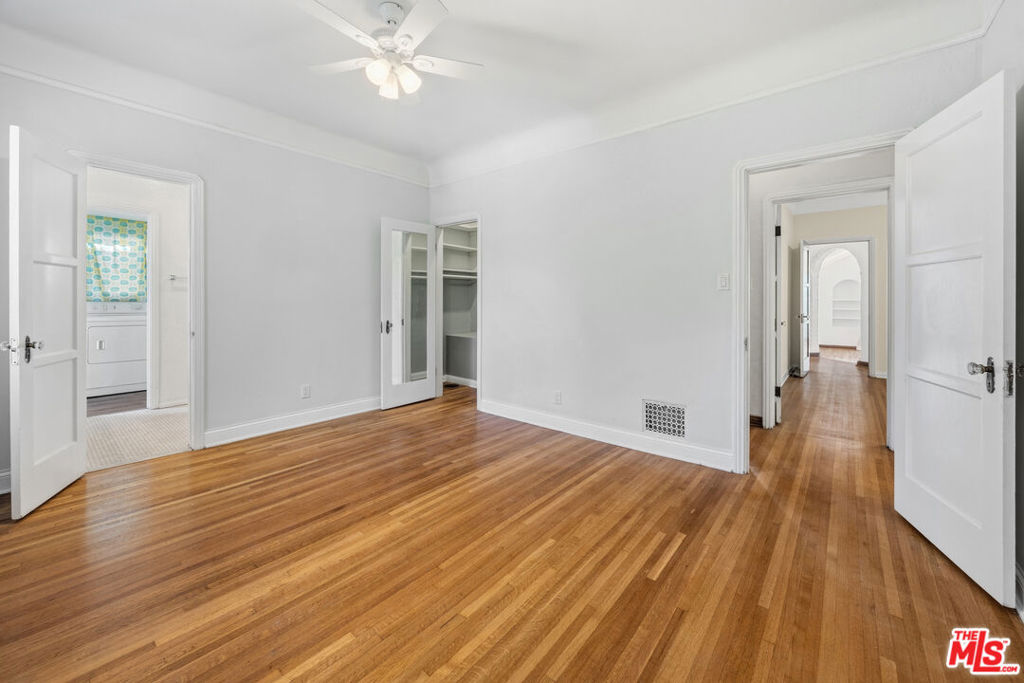 166 N Arnaz Drive Property Photo 47