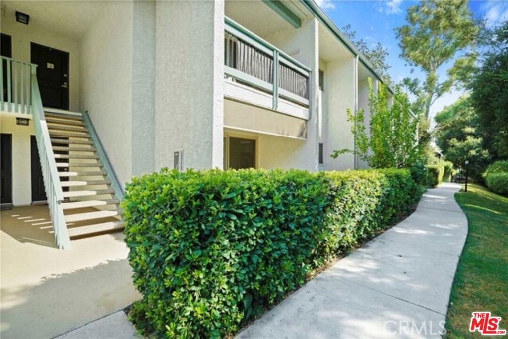 23635 Park Capri 30 Property Photo 1