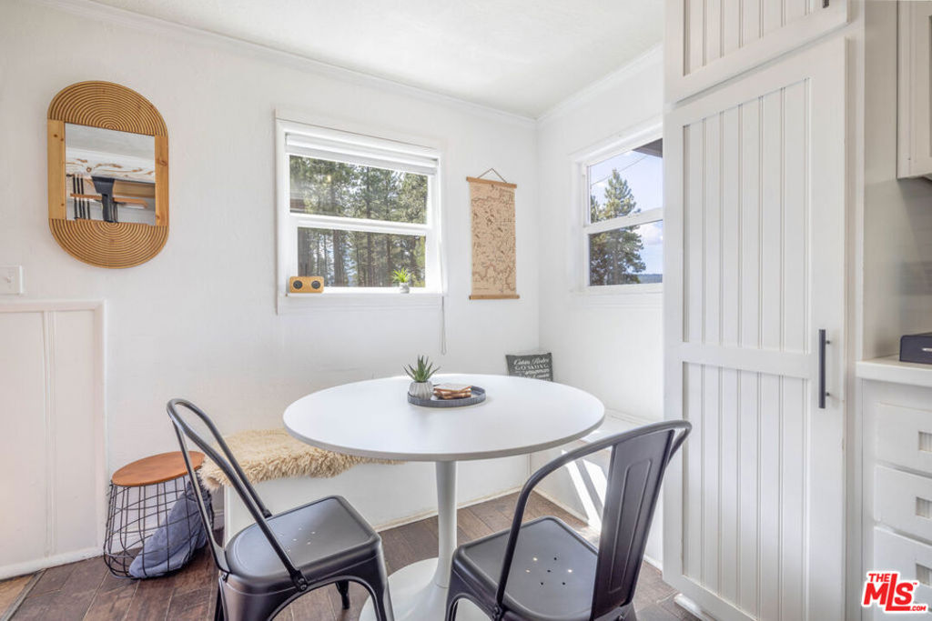 39535 N Shore Drive Property Photo 10