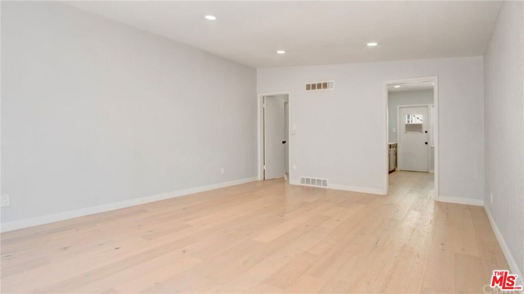 1610 E Carson Street Property Photo 31