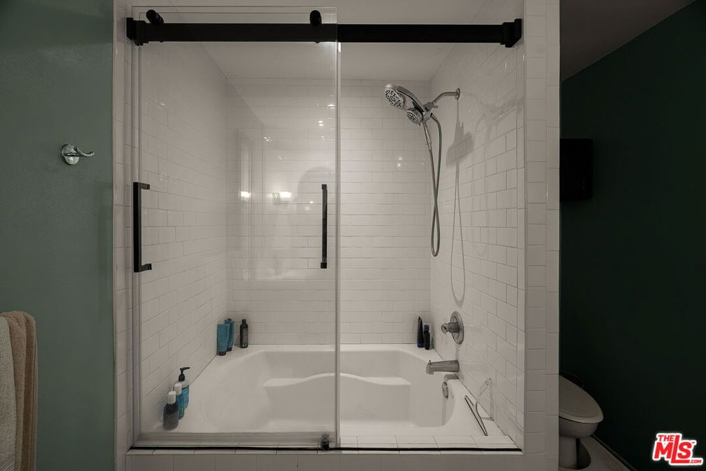 245 Main Street 308 Property Photo 23