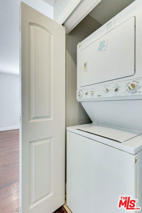 4411 Irvine Avenue Property Photo 18