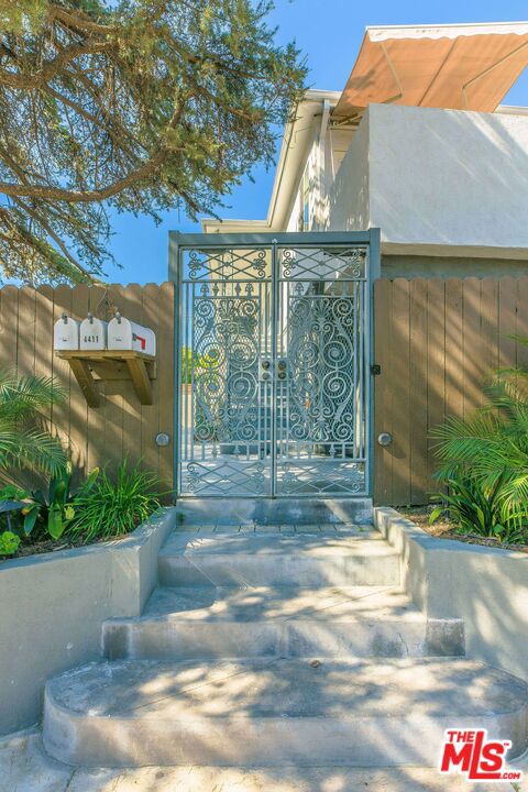 4411 Irvine Avenue Property Photo 26