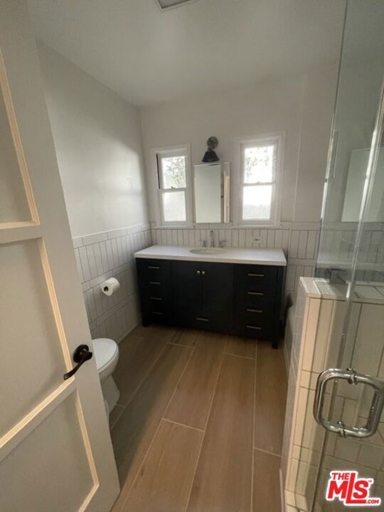 4838 Cartwright Avenue Property Photo 16