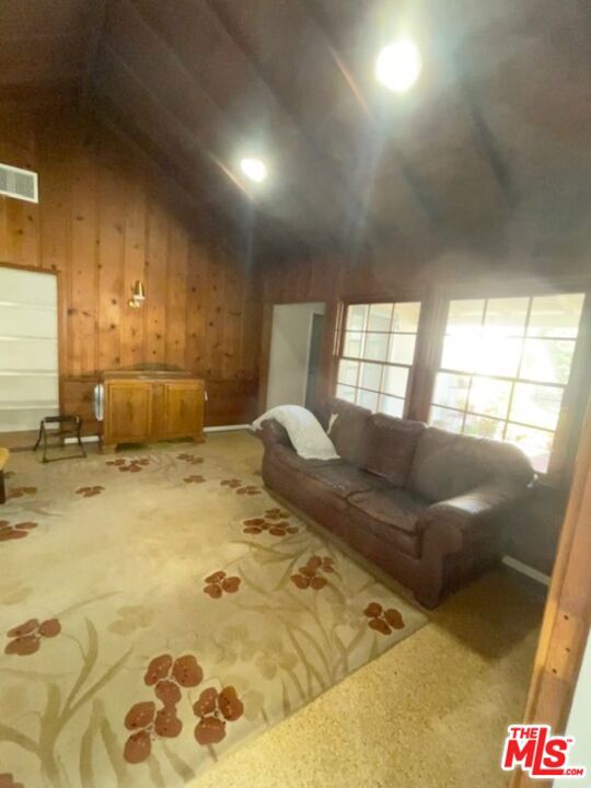 4838 Cartwright Avenue Property Photo 23
