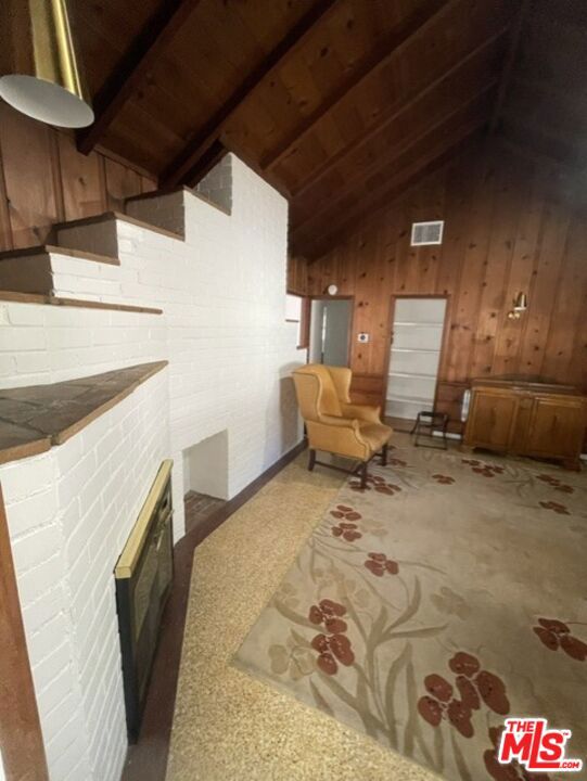 4838 Cartwright Avenue Property Photo 24