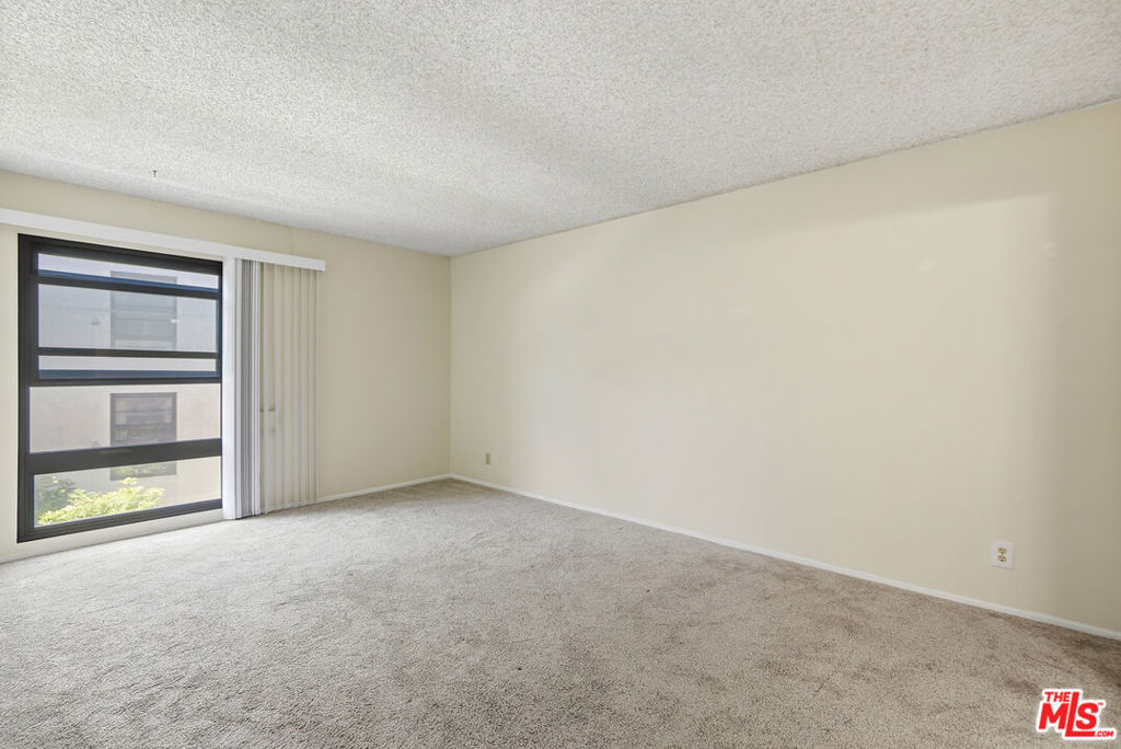 7777 W 91st Street B2157 Property Photo 13