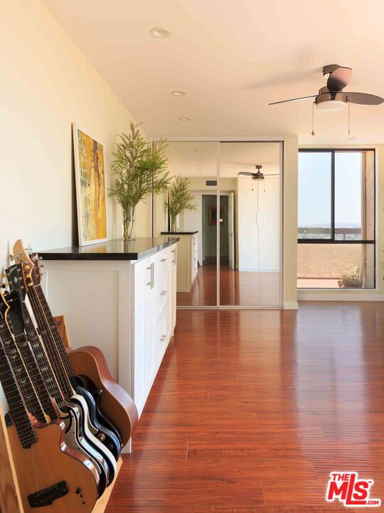 4040 Via Marisol 124 Property Photo 17