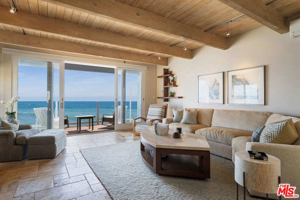 11770 Pacific Coast Highway Q Property Photo 4