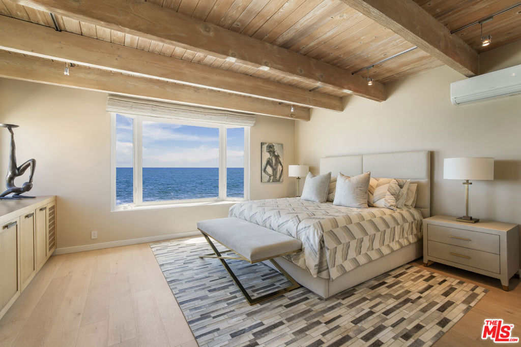 11770 Pacific Coast Highway Q Property Photo 19