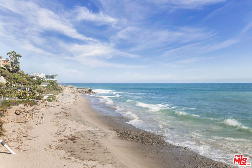 11770 Pacific Coast Highway Q Property Photo 27