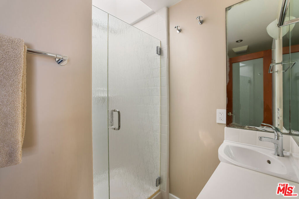 11770 Pacific Coast Highway Q Property Photo 29