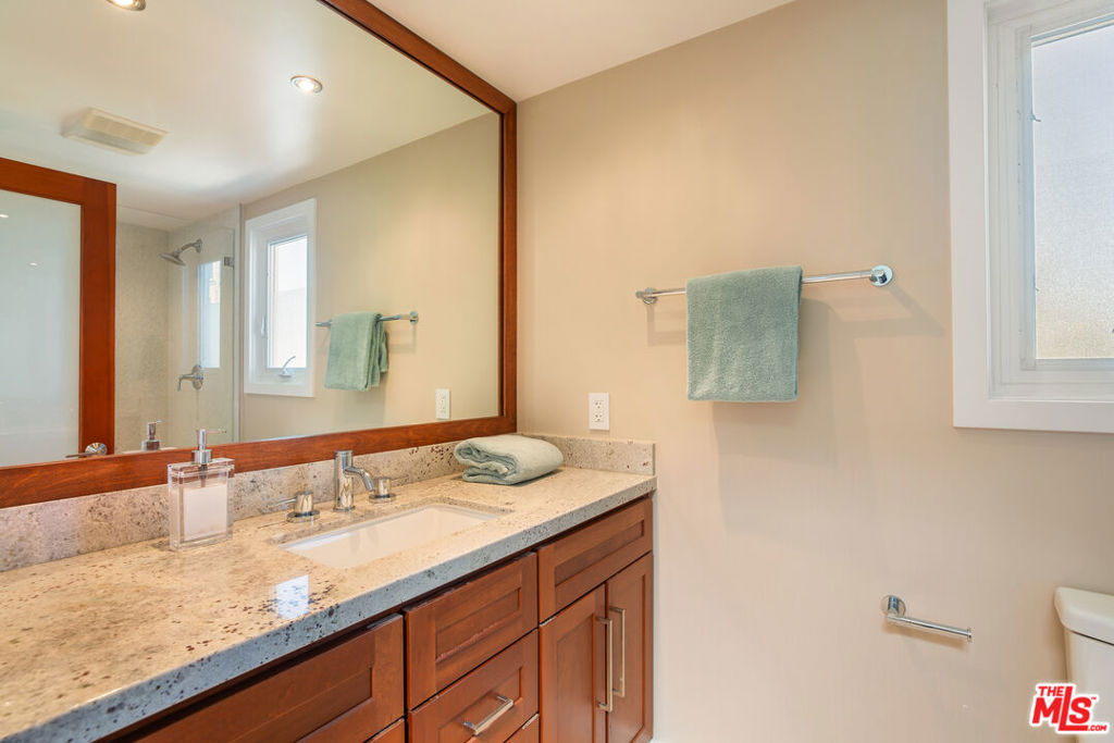 11770 Pacific Coast Highway Q Property Photo 34