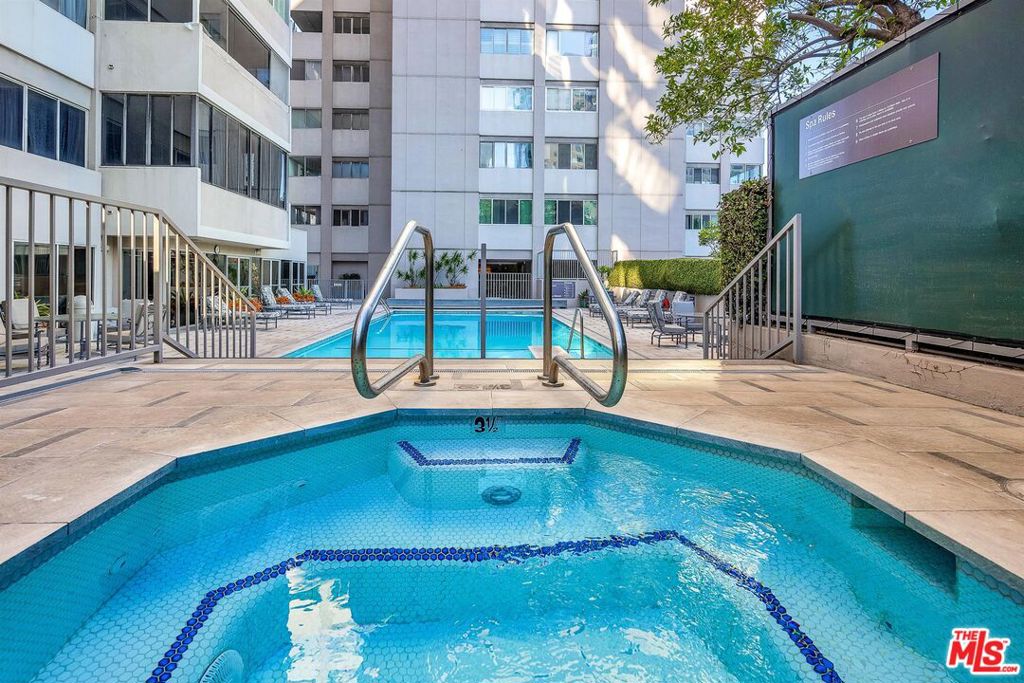 865 Comstock Avenue 4c Property Photo 24