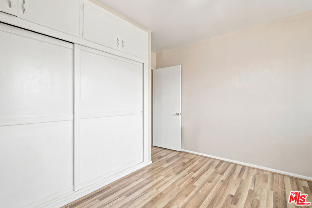 1288 Oakhurst Drive Property Photo 11