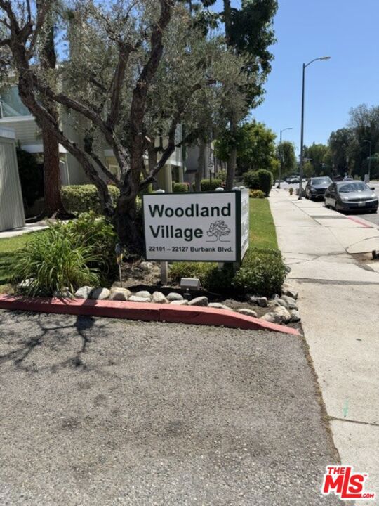 22123 Burbank Boulevard 2 Property Photo 2