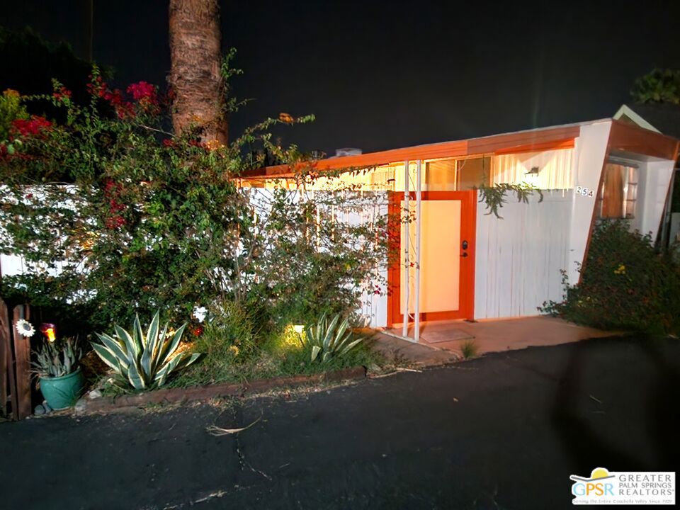 254 Cherokee Road Property Photo 1