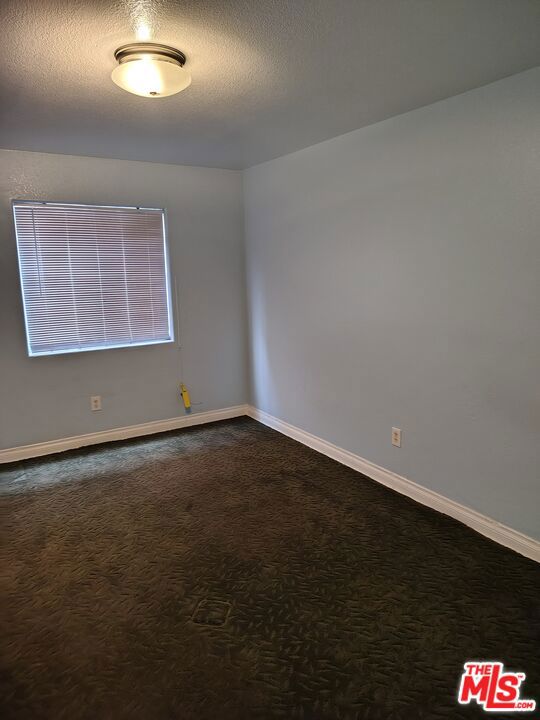 10516 Avalon Boulevard Property Photo 6