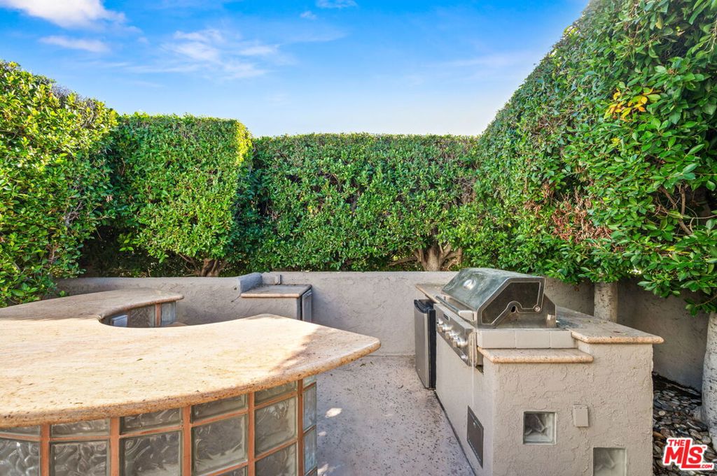1650 E Murray Canyon Drive Property Photo 8