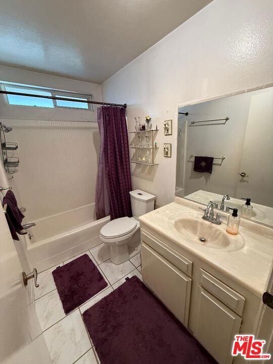 9291 Park Street Property Photo 6